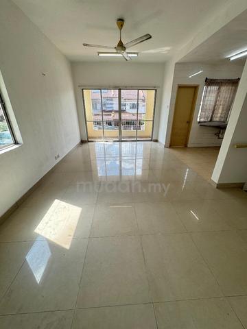 2.5 Sty Townhouse Upper Unit Serdang Heights|Seri Kembangan|upper unit 1