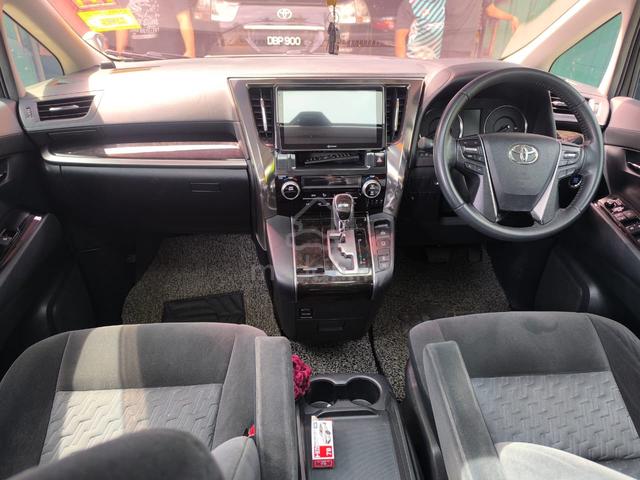 2017 Toyota VELLFIRE 2.5 (A) - 2