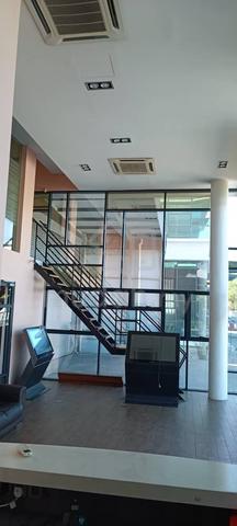 Seksyen 32 Shah Alam 3 Storey Semi-D Factory 450Amp With Cargo Lift 2