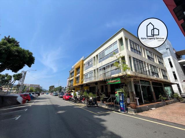 Shoplot For Rent di UTC dan Stadium 2