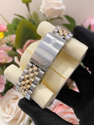 2005 Rolex Datejust 36 Half 18k 750 Yellow Gold - photo 6 of 6