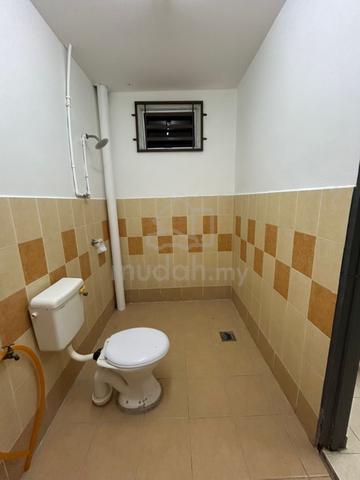 Furnished MasterRoom with Attached Bathroom For Rental @ Kulim Hi-Tec 2