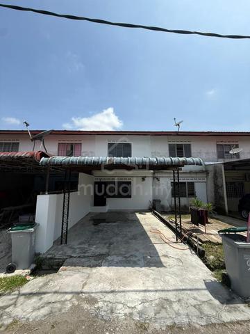 BULANAN RM900 SAHAJA Double Storey Taman Sri Wangsa Batu Pahat Murah 1