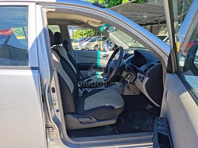 2013 Mitsubishi TRITON 2.5 (M) - 4