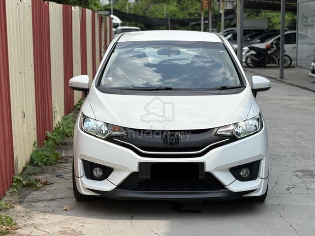 2016 Honda JAZZ 1.5 V (A) Free 3 Tahun Warranty - 2