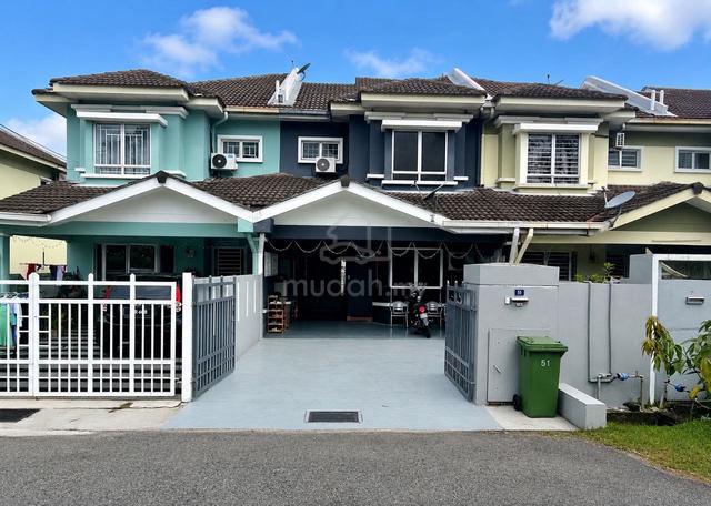 FACING SURAU Double Storey Terrace House Impian Putra Seri Putra Bangi 1