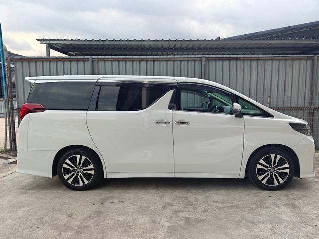 2022 Toyota ALPHARD 2.5 SC 4.5 S/Roof BSM DIM P/B - 5