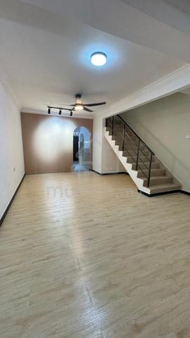 Jln Seroja Johor Jaya 2Storey Unfurnish Renovated Good Condition 1
