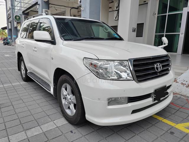 LAND Cruiser - 2