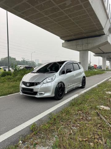 2014 Honda JAZZ 1.5 Auto 5 Speed Mugen One Owner - 3