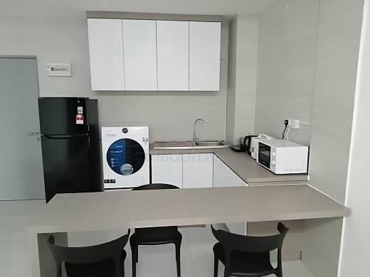 Summer Suites @ The Summer Shopping Mall 1