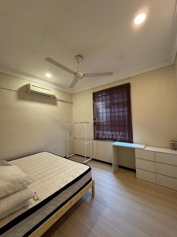 room for ladies 1
