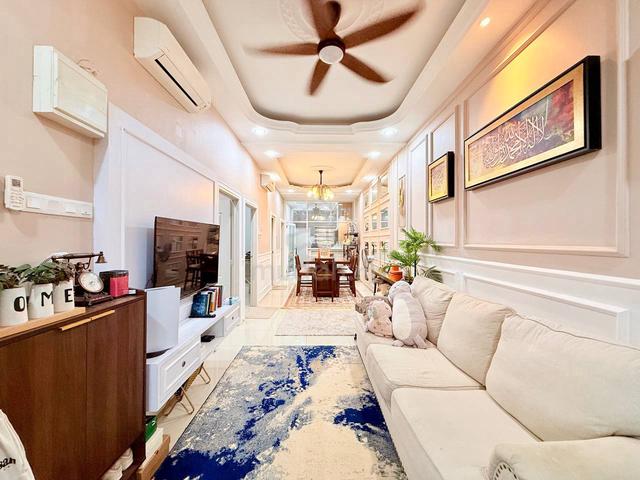 FULLY FURNISHED & RENO GUARDED 1 Storey Terrace Bayu Indera 1 Lukut PD 1