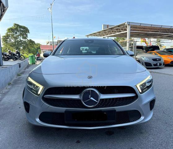 2018 Mercedes Benz A200 1.3 Hatchback (A)Full Loan - 3