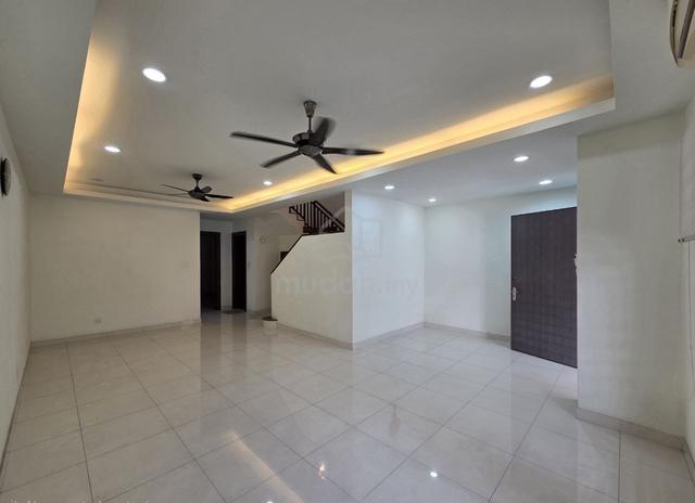 Double Storey Terrace, Canting Alam Impian. Renovated Unit. Full Loan. 1