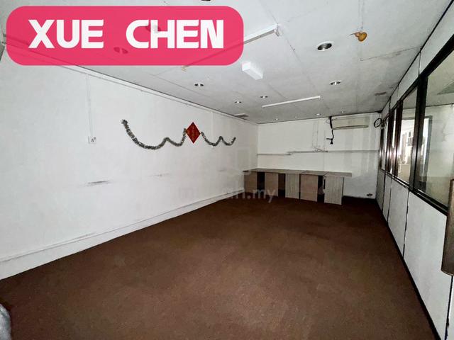 FIRST FLOOR FORTUNE PARK 1750sf CONCRETE LIGHT INDUSTRY JELUTONG WORTH 3