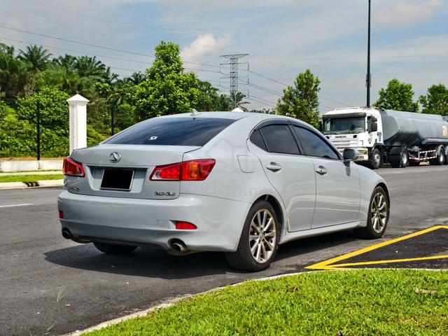 2009 Lexus IS250 2.5 SPORT (A) FACELIFT CASH BUYER - 4