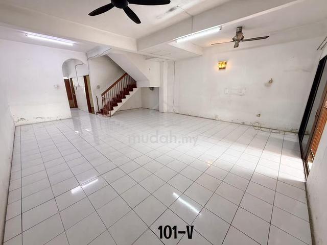 Below Marker!!Taman Bayu Perdana Klang 20 x 75 Double Storey House 1