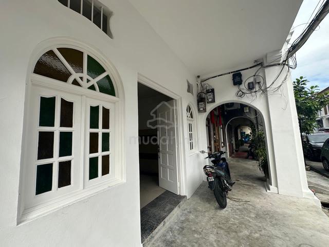 Double Storey Shop House at Lebuh Melayu, Georgetown 1