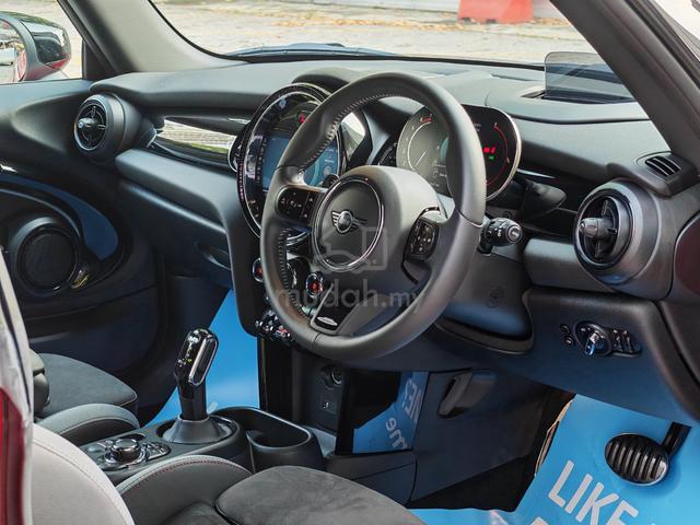 2022 Mini Cooper 2.0 JCW Facelift 22k km 5A Unit - 5