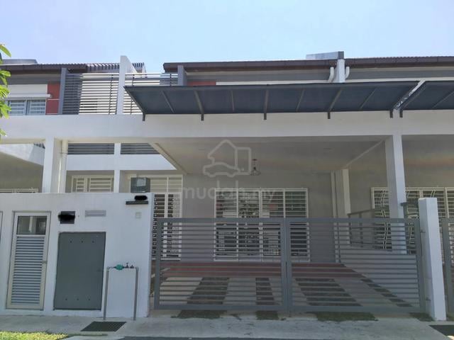 Double Storey Terrace @ Tmn Kayangan Pelangi Heights Mantin [Guarded] 1