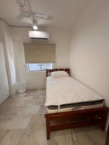 Fully Furnished IKEA Medium Room 🛌 High Floor 🏞 Bukit Pandan 2 Condo 1