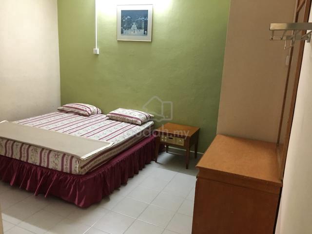 Masterbed at Ferringhi  1