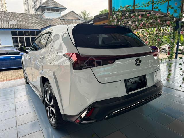 2022 Lexus UX200 2.0 F-SPORT (A) SUNROOF, 360CAM - 4