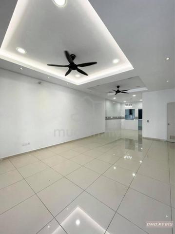 BELOW MARKET!! Bandar Rimbayu Double Storey House 20x70 FULLY RENO!! 1