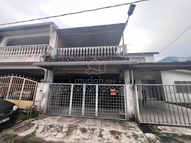 Kluang @ Taman Sri Jaya (Cash Out 30k) Bigger Medium Cost 3 Bedroom 1