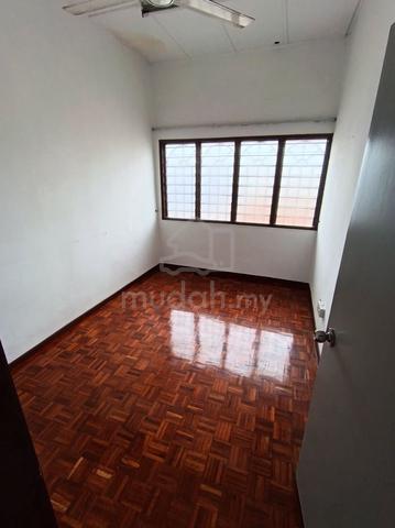 Taman Saga 2 Storey , Ampang 1