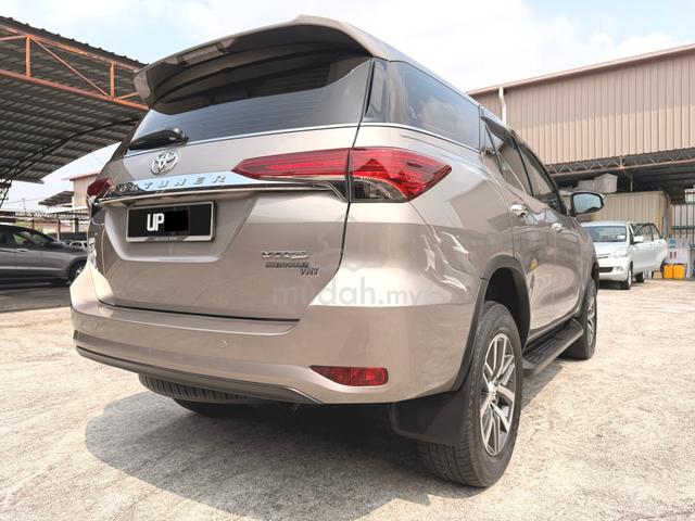 2019 Toyota FORTUNER 2.4 VRZ 4WD 1YRWARRANTY - 3