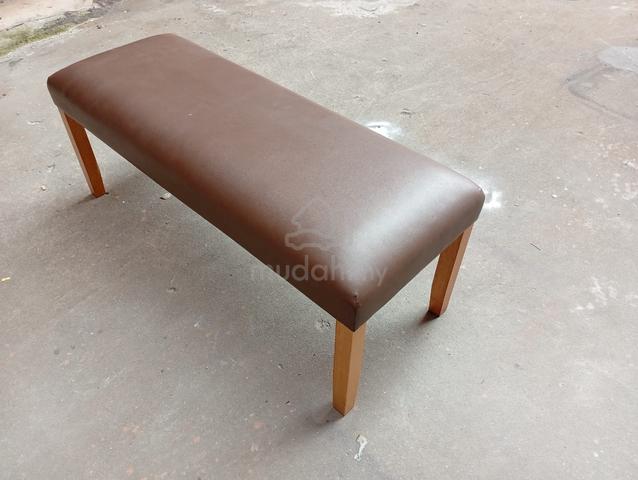 Stool - photo 2 of 3