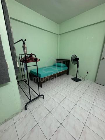Bilik Sewa Lelaki - Tasik Seri Rampai 1