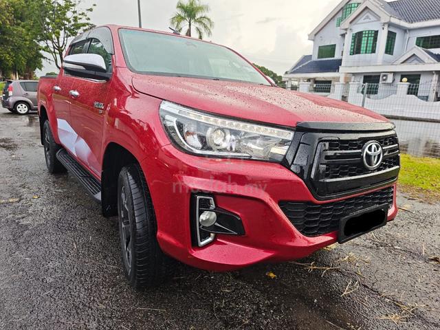 2017 Toyota HILUX D/C 2.8 G AT 4X4 - 1