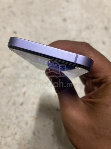 Iphone 12 - photo 3 of 6