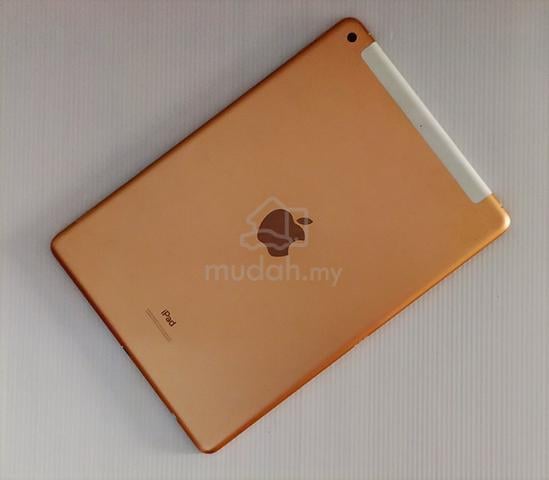 iPad 7th Gen 32gb sim - photo 2 of 4