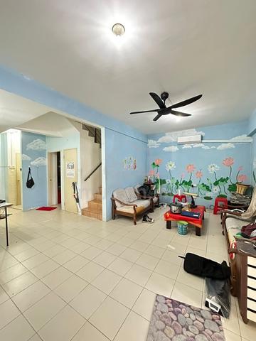 Double Storey Intermediate House For Sale 1