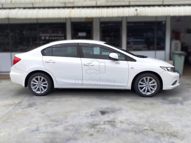2012 Honda CIVIC 1.8 S-L iVTEC FACELIFT (A) - 4