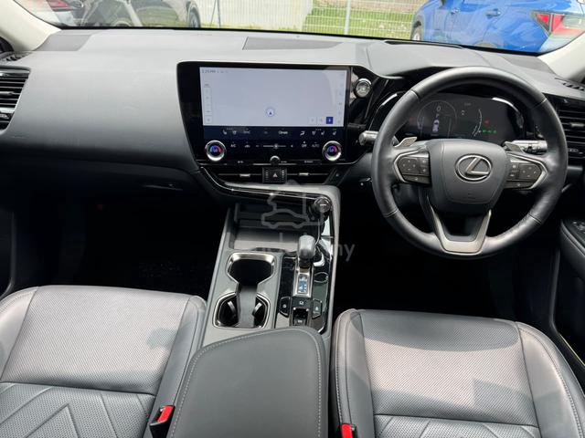 2022 Lexus NX250 2.5 VL BLACK LEATHER - 3