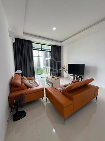 The Orchard Residences 1