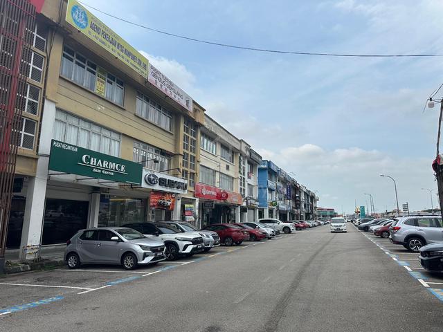 Nusa Bestari Three Storey Corner Shoplot,Skudai,Main Road 1