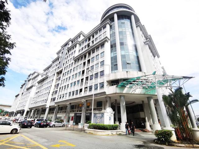 RENOVATED Office Lot Kelana Jaya Square 1