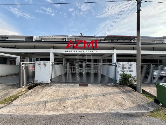 Gated Guarded Curtin Water Double Storey Terrace Intermediate Senadin 1