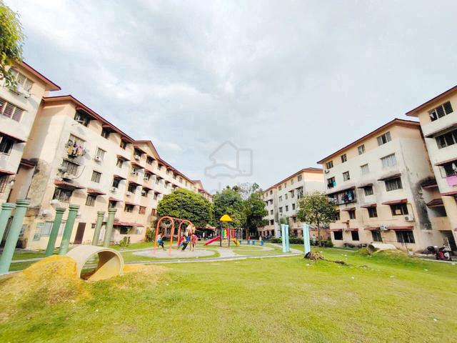 Idaman apartment damasara damai 1