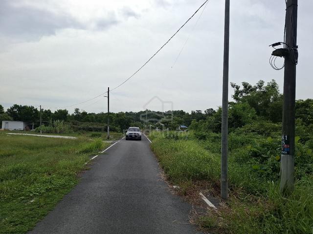 Tanah di Mukim Tanjung Kupang, Gelang Patah
1