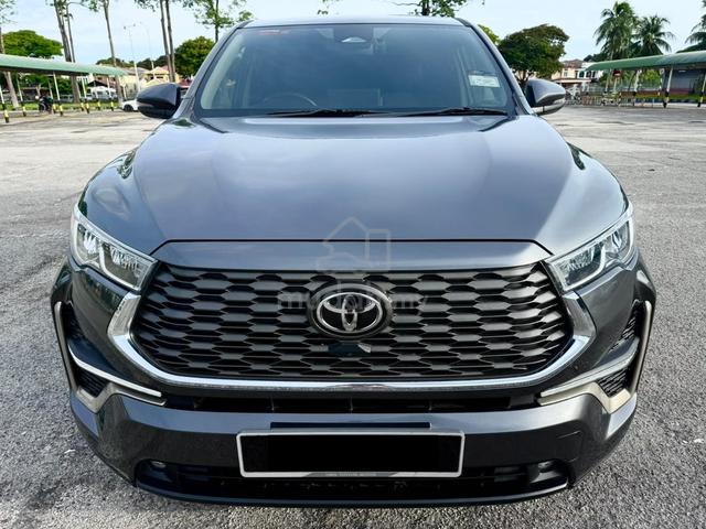 Toyota INNOVA 2.0 ZENIX V (A) - 2