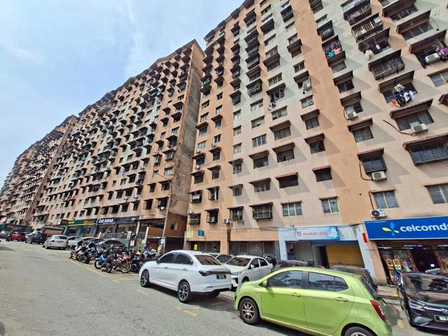 Apartment Lestari (Damansara Damai) 1