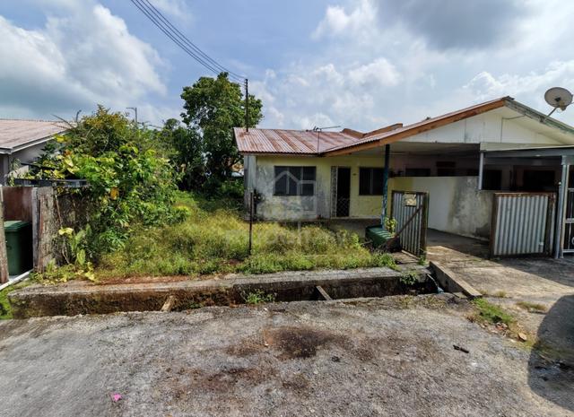 Alamanda matang @Single storey Corner SALE 1