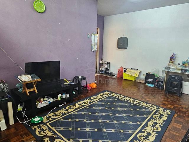 Flat PKNS Seksyen 8 Shah Alam 1